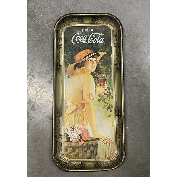Vintage Coca Cola Tray Advertising 1916‎ World War 1 Girl "Elaine" - Picture 1 of 7
